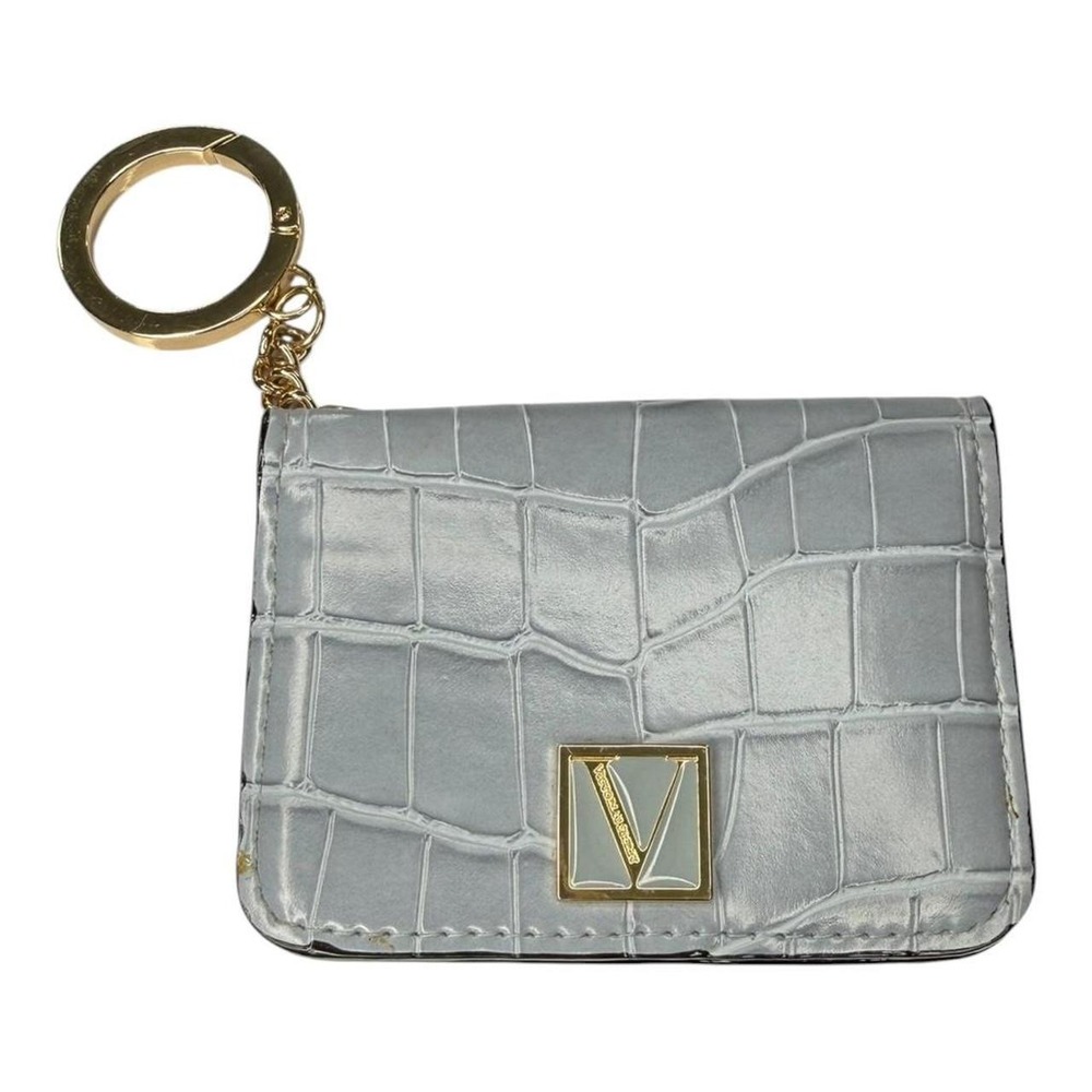 Victoria's Secret Gray Croc Embossed Card Holder Keychain Wallet ID Holder